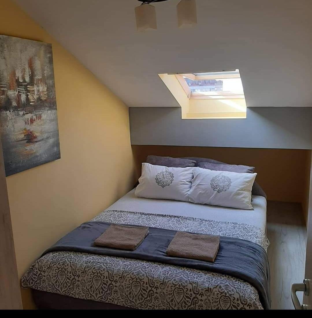 Zara Apartman Krusevac - Centar Apartment Exterior photo